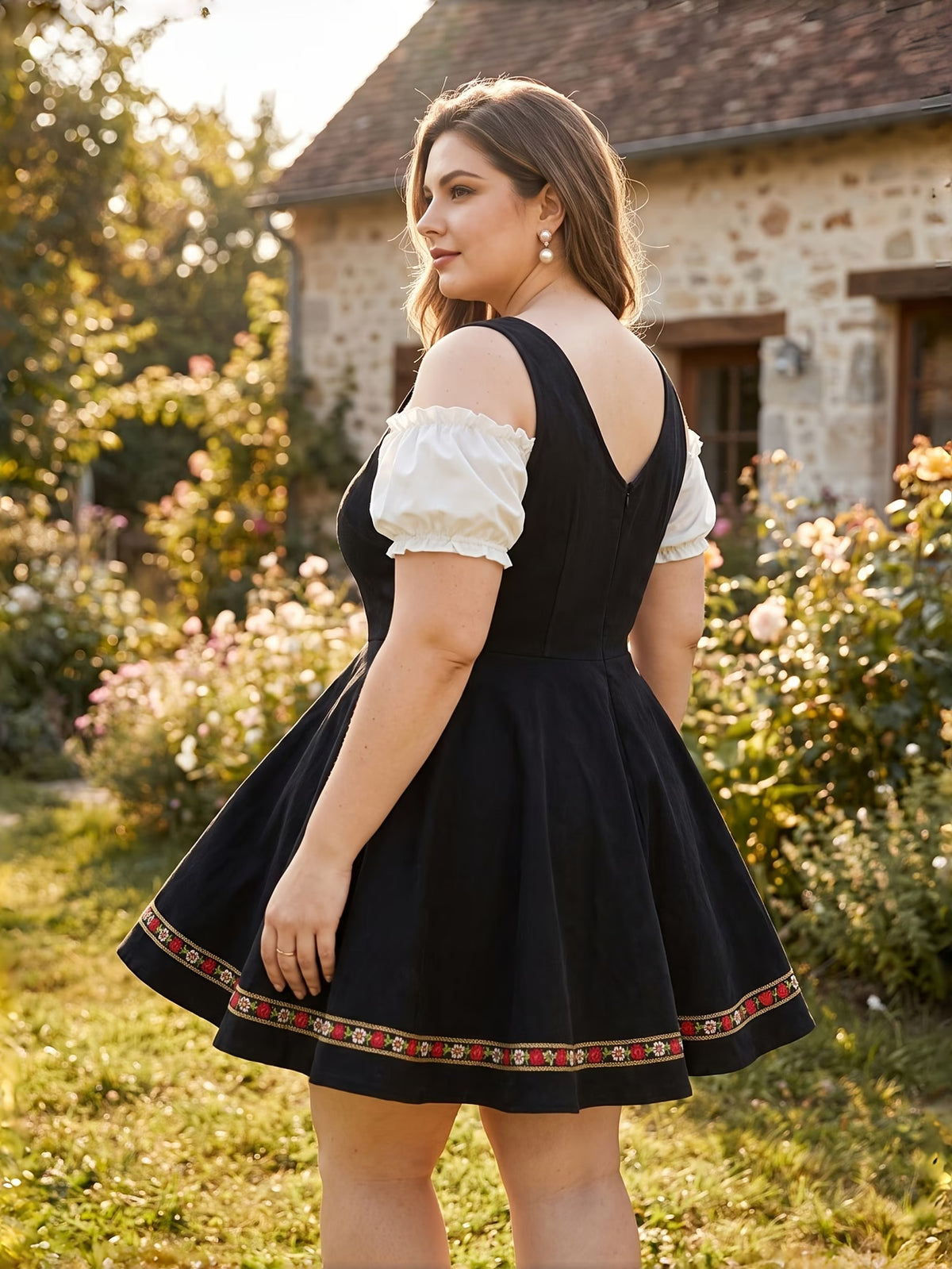 Plus Size Dirndl Damen Oktoberfest Kleid große Größen | Schulterfreies Trachtenkleid, Wiesn Outfit
