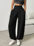 Women's Relaxed Wide-Leg Trousers
