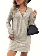 Einfarbiges geripptes Kleid, langärmeliges figurbetontes Strickkleid