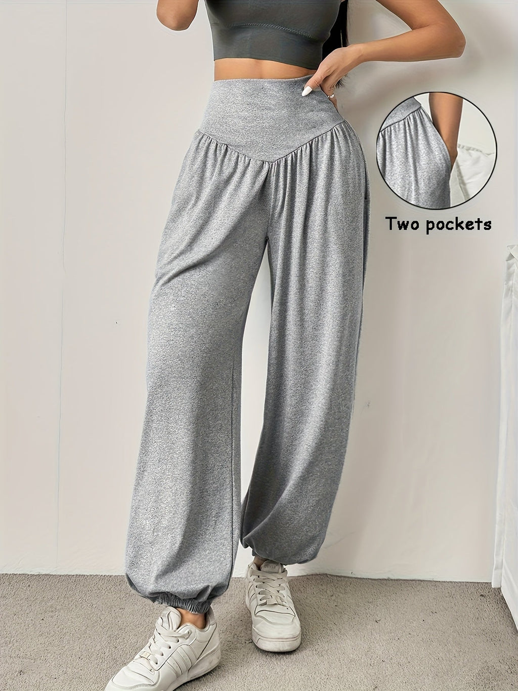 Women's Relaxed Wide-Leg Trousers