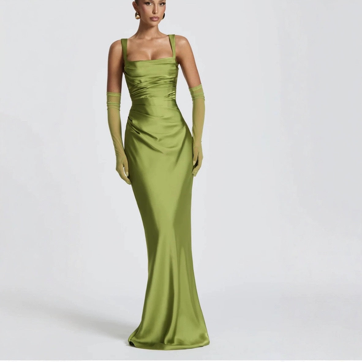 Sculpt Satin Contour Abendkleid