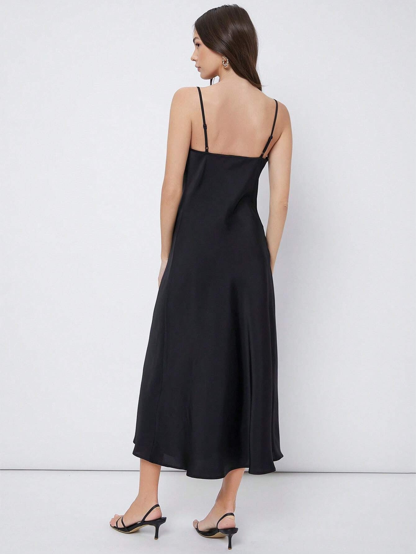 Luxus Satin Slip Midikleid