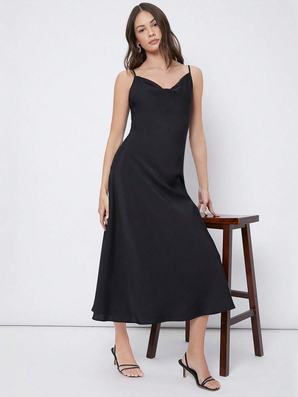 Luxus Satin Slip Midikleid