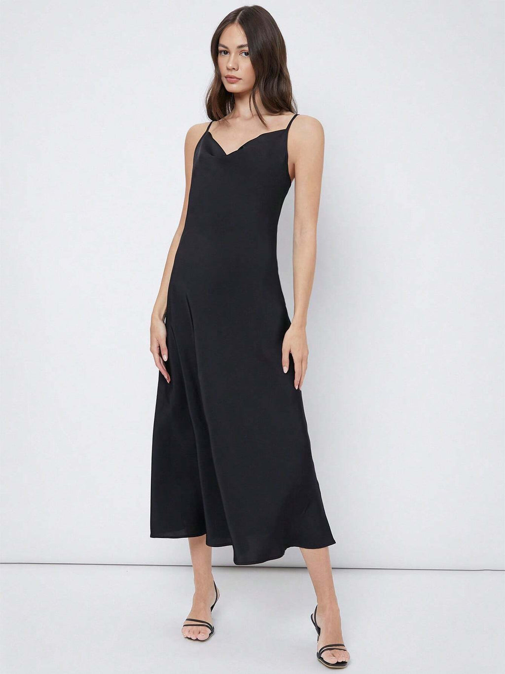 Luxus Satin Slip Midikleid