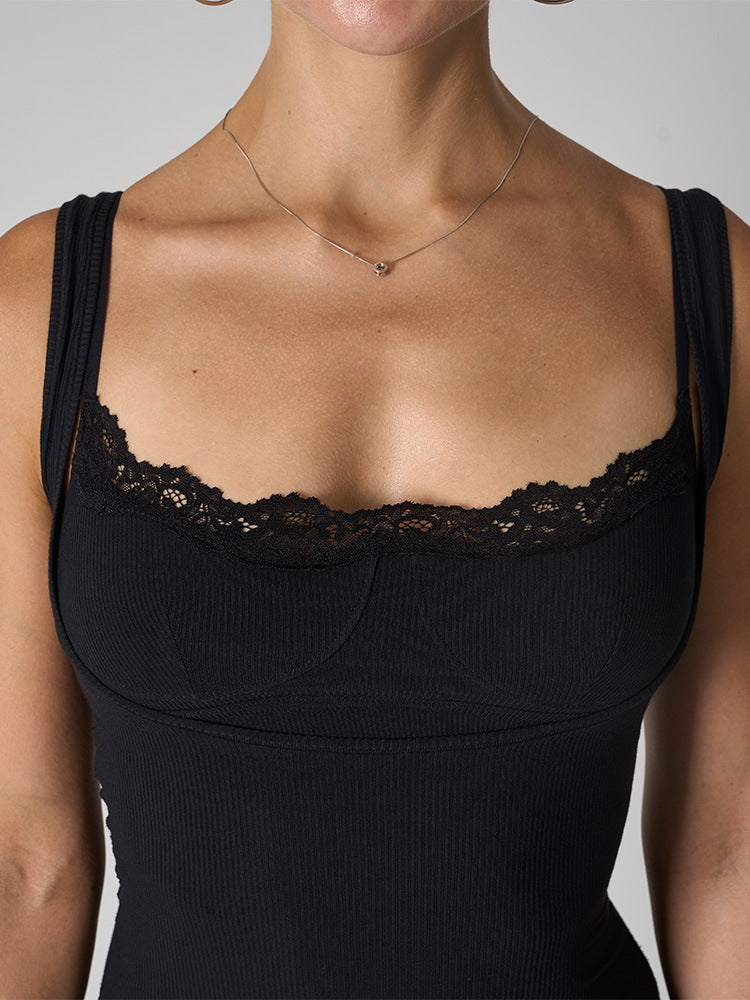 Spitzen-Contour-Skulptur-Maxikleid