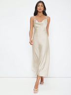 Luxus Satin Slip Midikleid