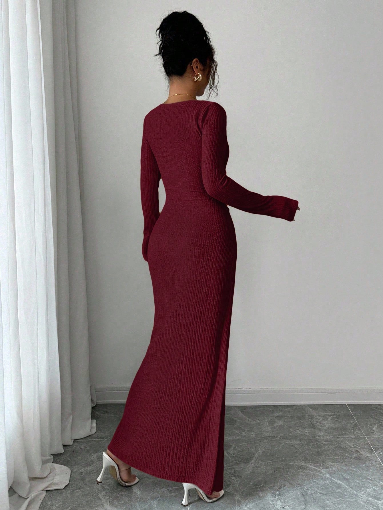 Noir Sculpt Wickeldetail Maxi-Kleid