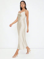 Luxus Satin Slip Midikleid