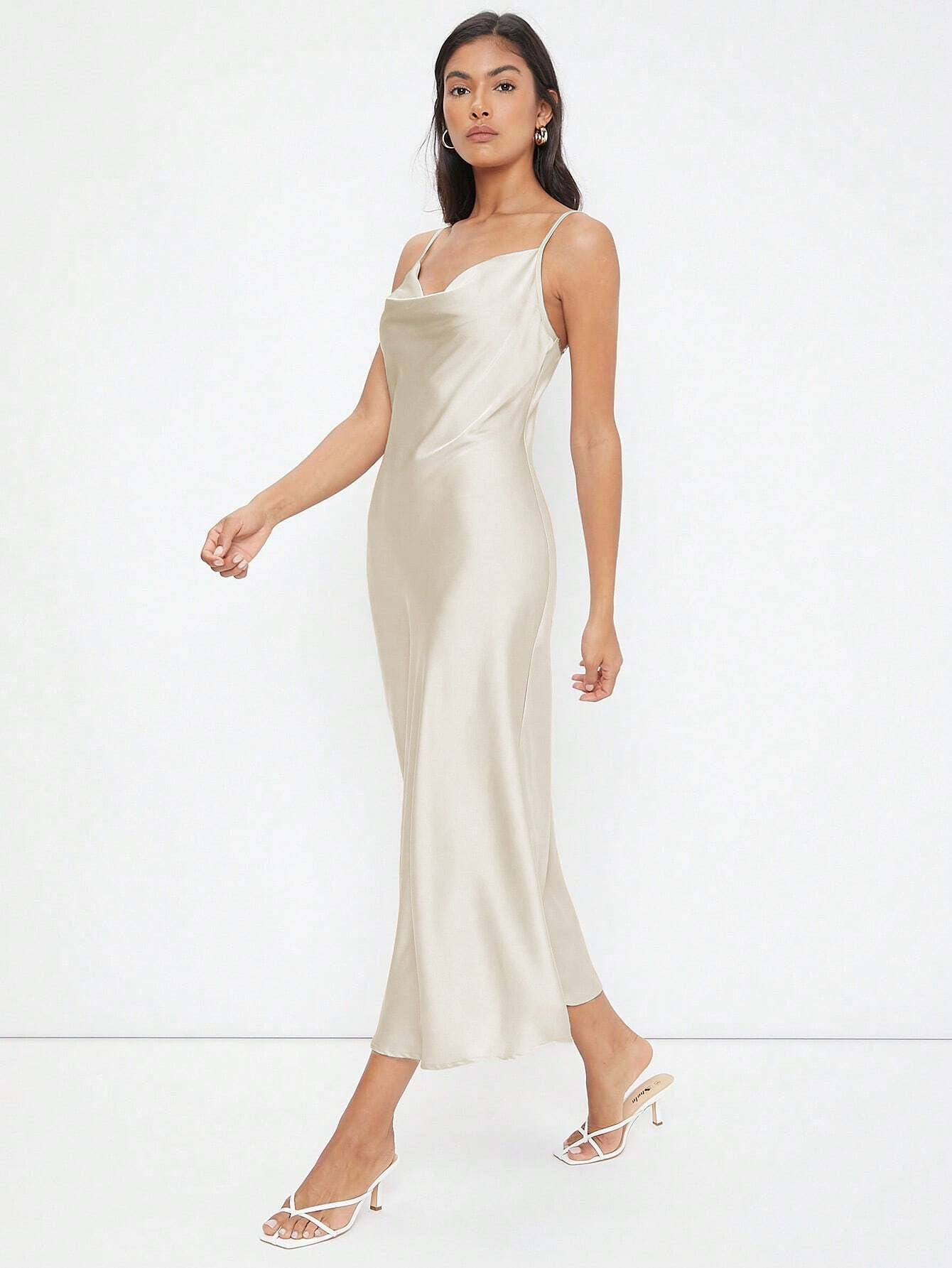 Luxus Satin Slip Midikleid