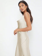Luxus Satin Slip Midikleid