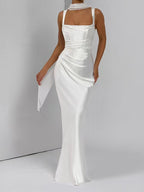 Sculpt Satin Contour Abendkleid