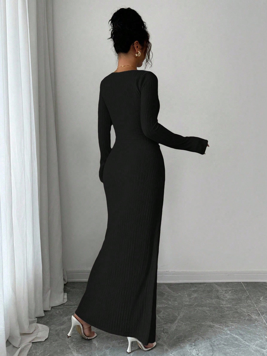 Noir Sculpt Wickeldetail Maxi-Kleid