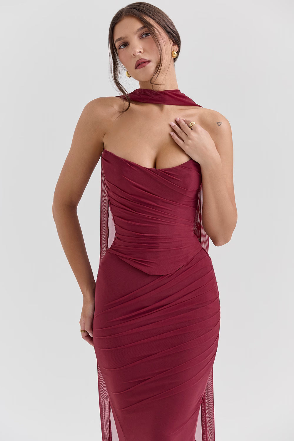 Noir Sculpt Strapless Abend-Maxikleid