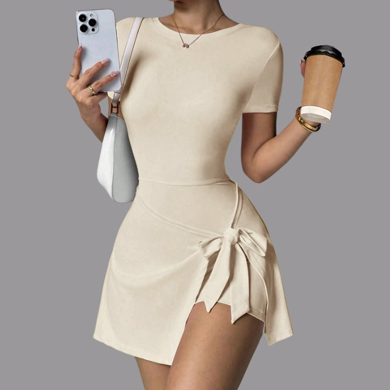 Kurzärmliges sportliches formendes Wickelkleid