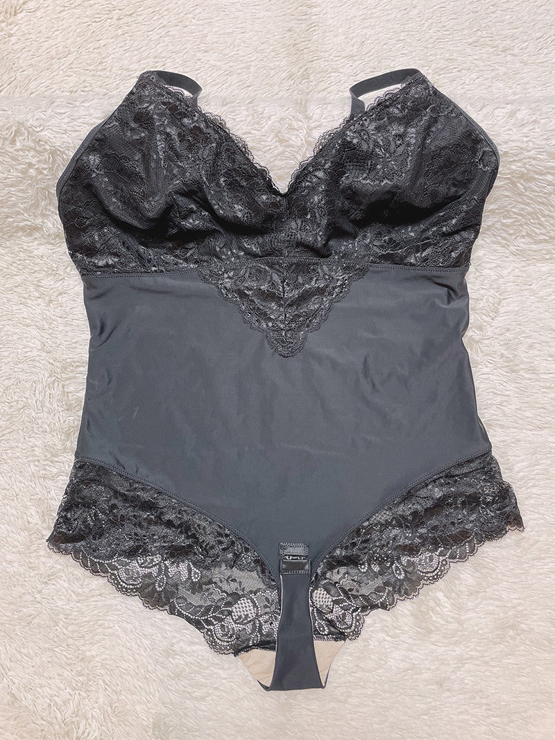 Spitzen-Hüftformender Bodysuit