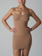Nahtloses sportliches formendes Slipkleid