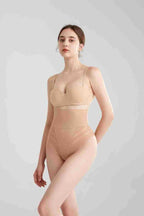 Hochtaillierter nahtloser String-Shapewear