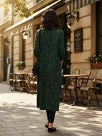 Elegantes langärmeliges Damenkleid mit Muster