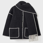 Eleganter Damen-Wollmantel im Oversize-Look mit passendem Schal