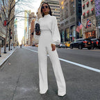 Elegant Jumpsuit with Long-Sleeve Design and Practical Side Pockets - Perfect for Autumn - White