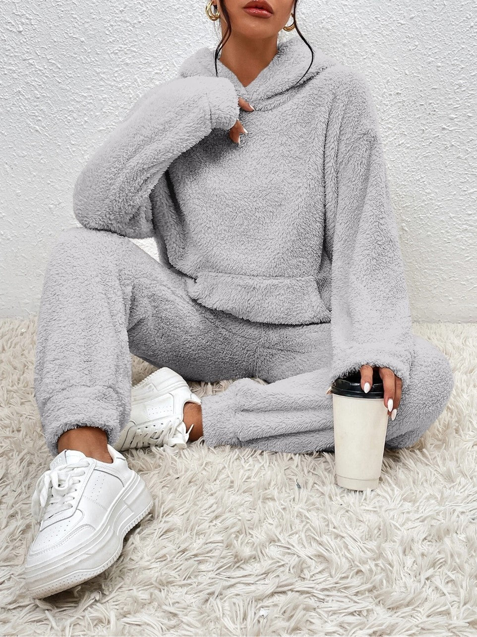 Women's Set – Soft Fleece Indoor Outfit with Hoodie & Comfortable Jogging Pants