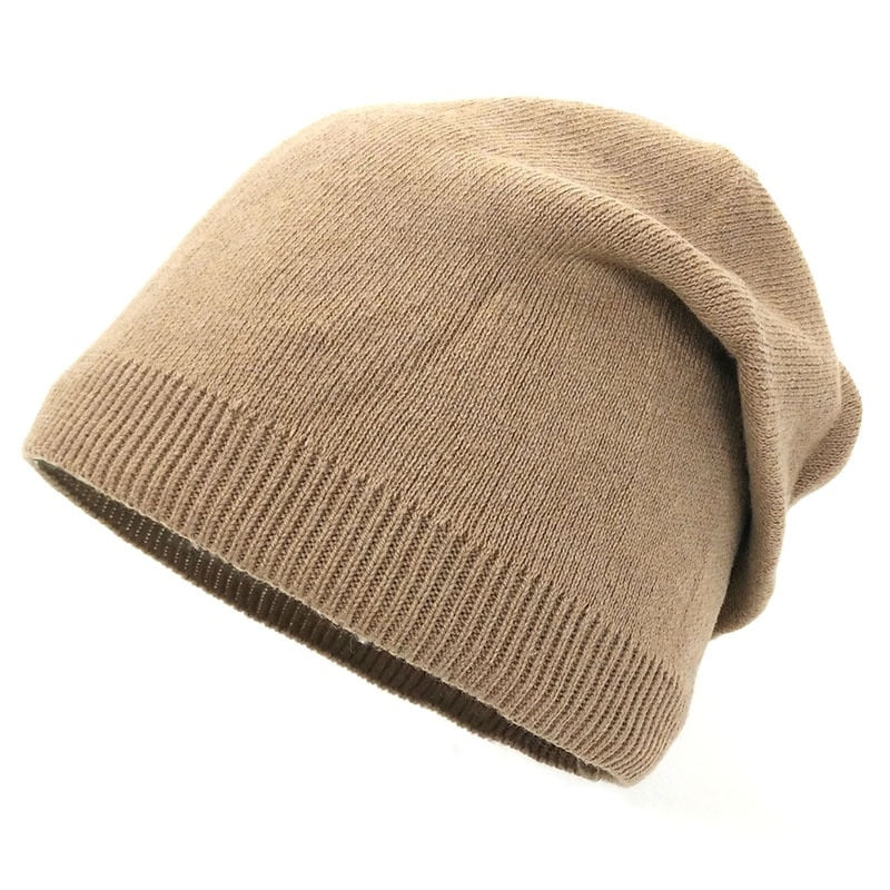 Leichte Strickmütze aus Wolle für Damen