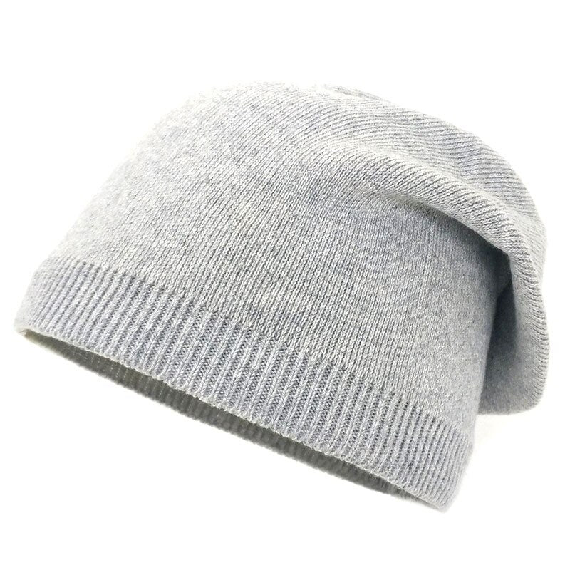 Leichte Strickmütze aus Wolle für Damen