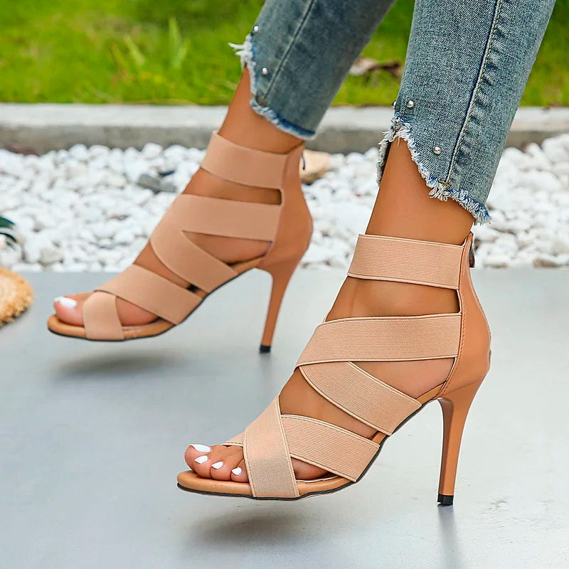 Damen-Pumps mit Stilettoabsatz und Riemchen-Überkreuzung