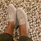 Elegante Damen-Leder Loafer mit Schnallendetail
