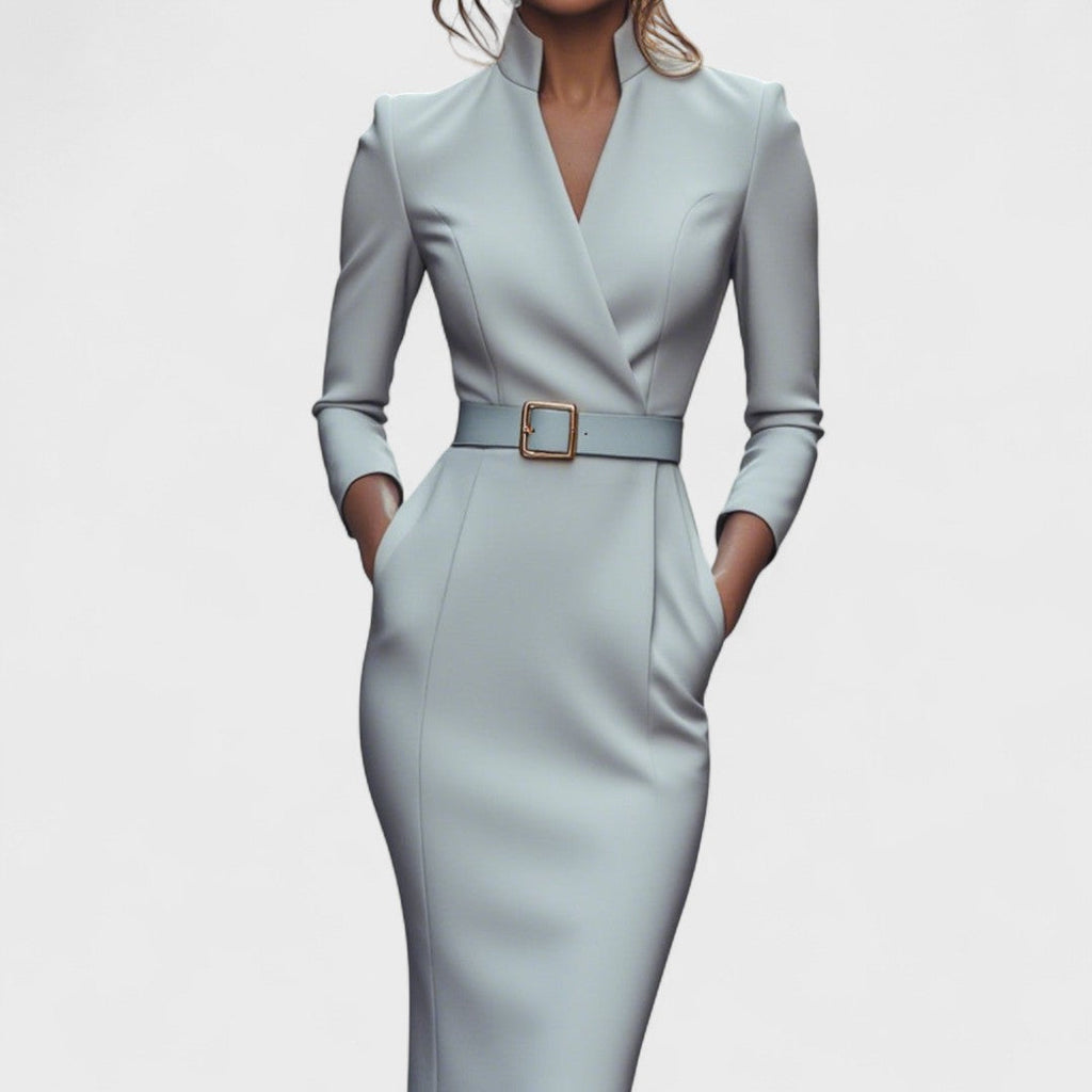 Elegant pencil dress with belt for a sophisticated fashion style