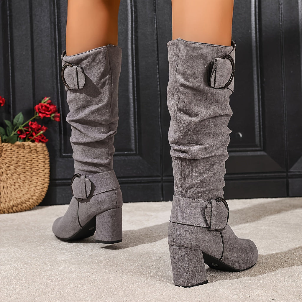 Damen-Stiefel mit gerafftem Schaft und Blockabsatz, kniehoch