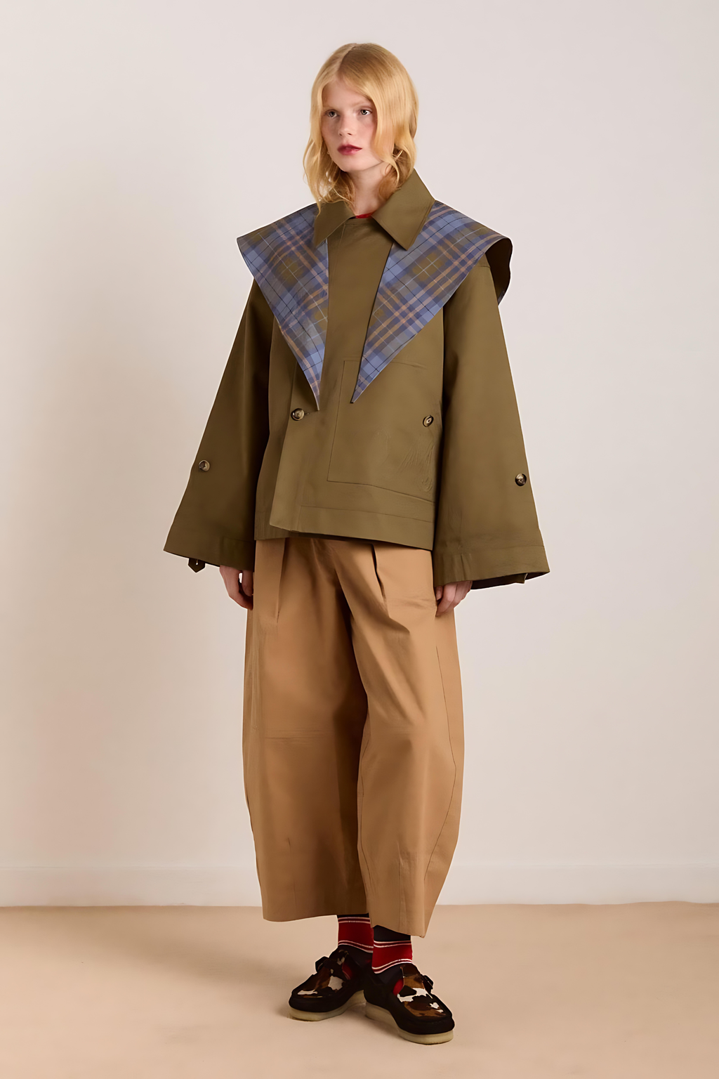 Reversible Cropped Trench Coat | Chic Layered Look for Women