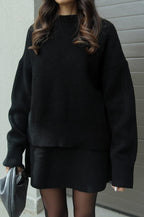 Schickes Strickpullover- und Minirock-Set für Damen