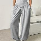 Women's Relaxed Wide-Leg Trousers