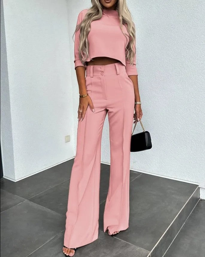 Two-Piece Winter Set for Women with Warming Fit and Versatile Design - Pink