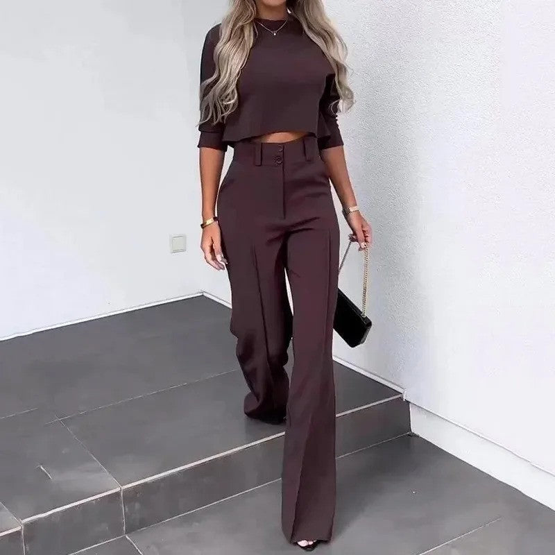 Two-Piece Winter Set for Women with Warming Fit and Versatile Design - Chestnut Brown