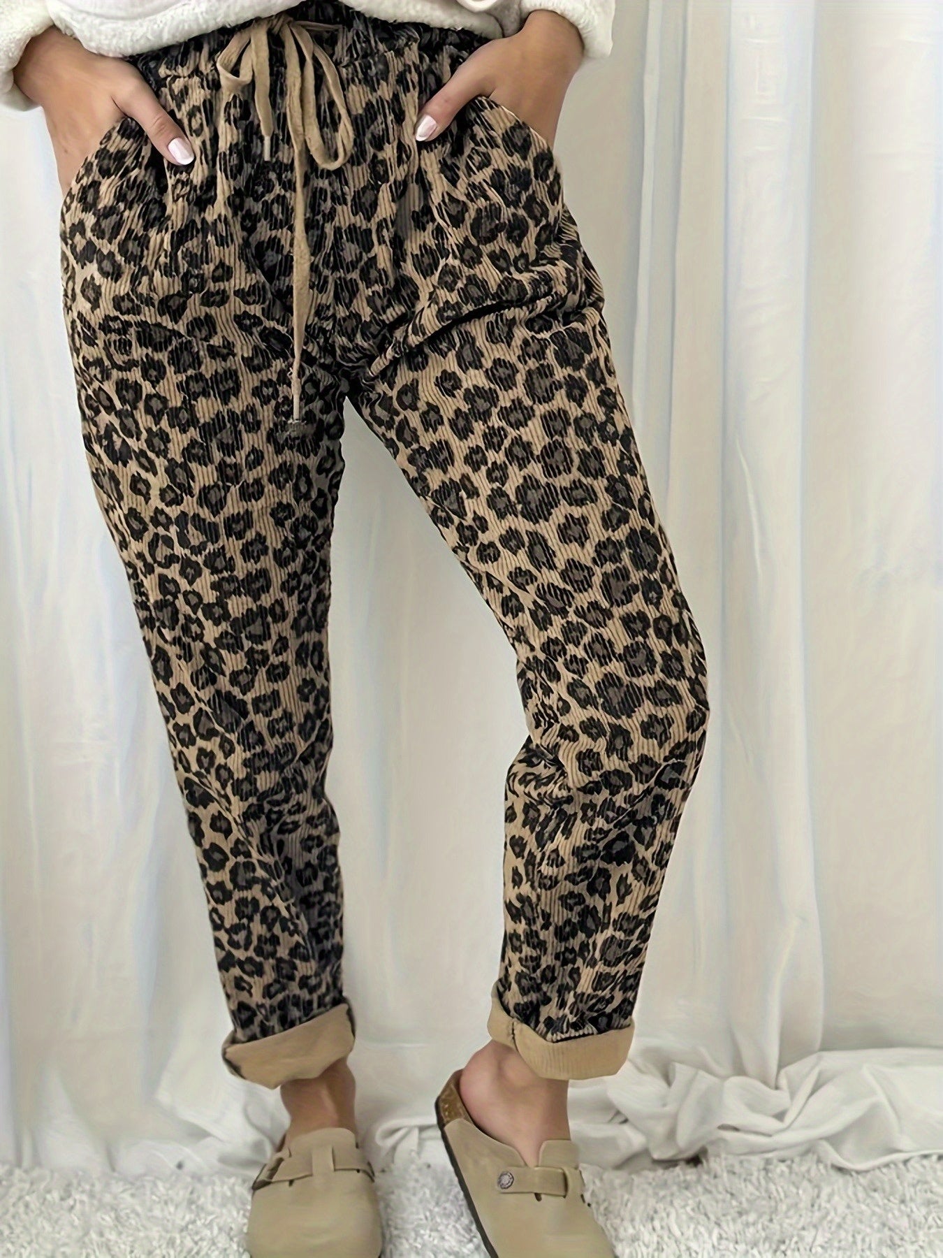 Damen Leopard-Kordhose in Langform | Damenbekleidung