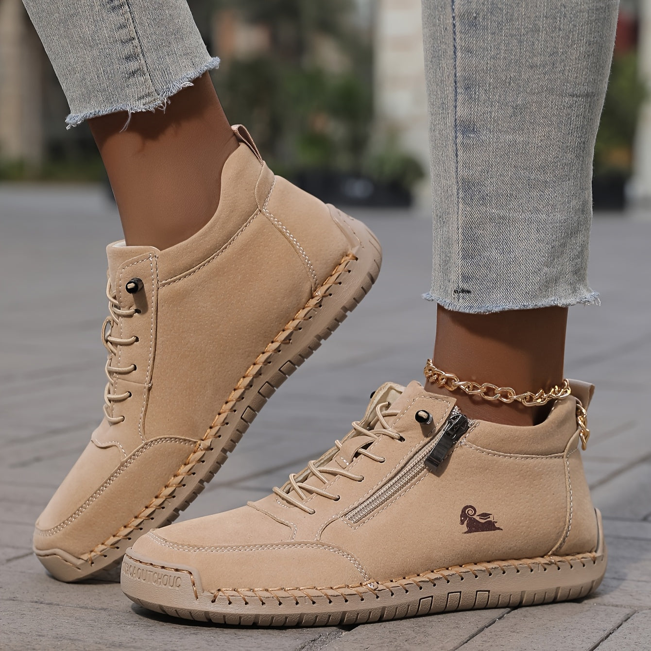 Women's Sneakers with Wide Toe Box and Supportive Sole - Khaki