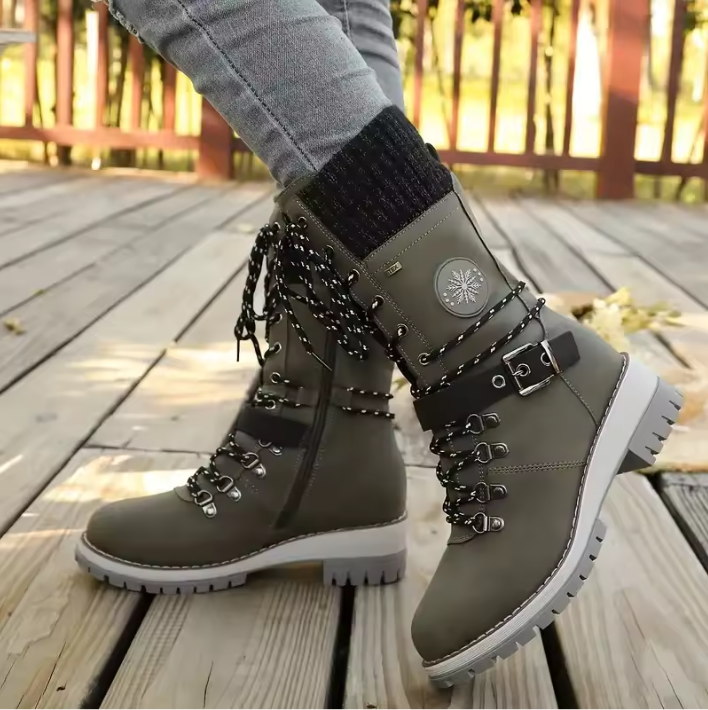 Women's Knit Cuff Lace-Up Winter Boots