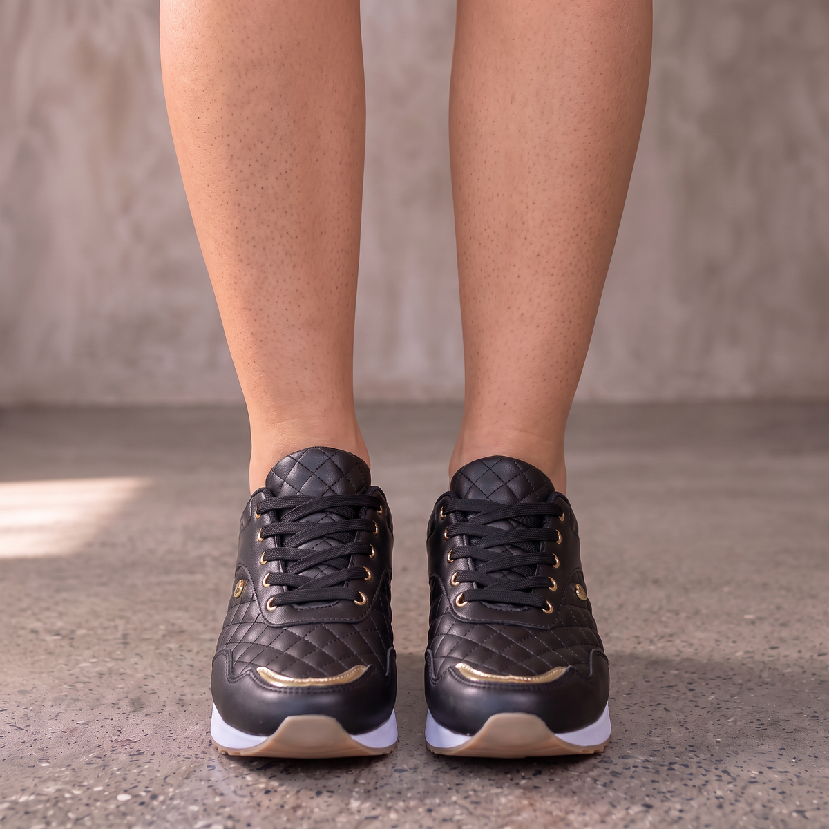 Women's Plaid Lace-Up Sneakers