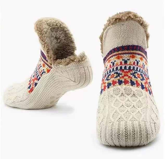 Warme, rutschfeste Haussocken für den Winter
