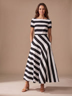 Gestreiftes Maxi-Kleid mit kurzem Arm und U-Boot-Ausschnitt für Damen